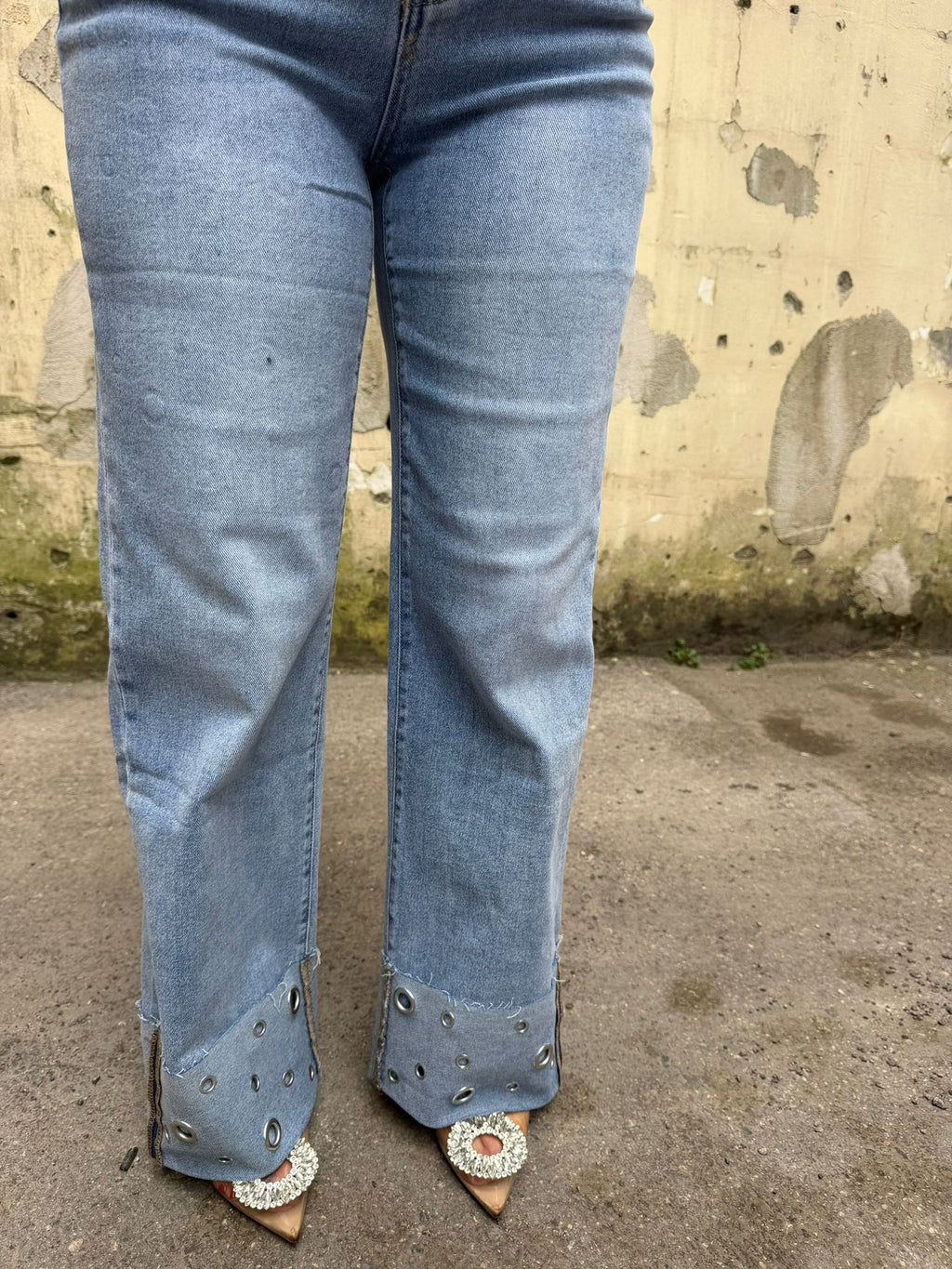 Denim borchia
